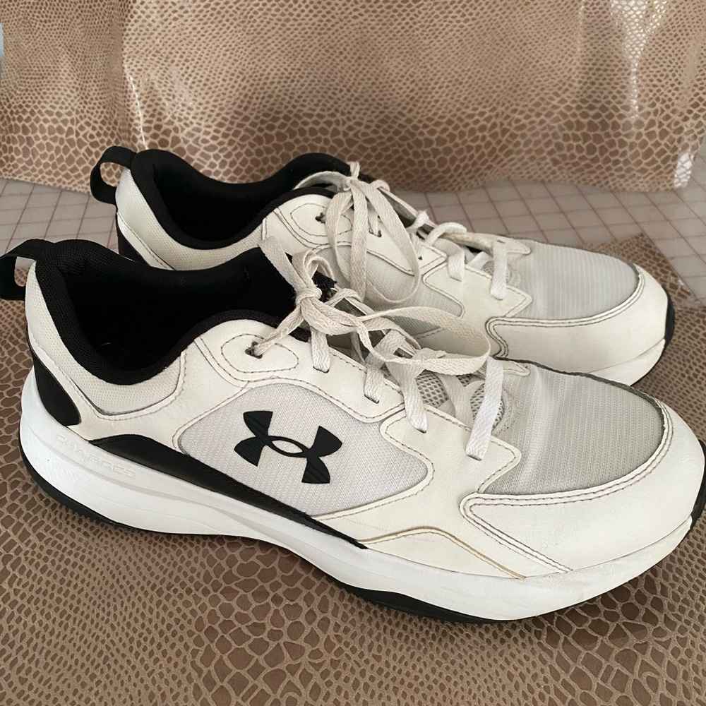 Under Armour men’s white sneakers